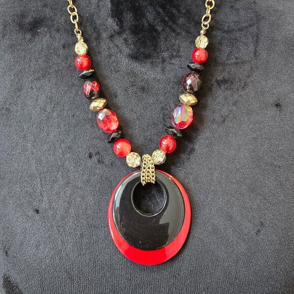 Womens Multicolor Multiple Beaded Glass Pendant Necklace with Lobster Clasp - Picture 1 of 6